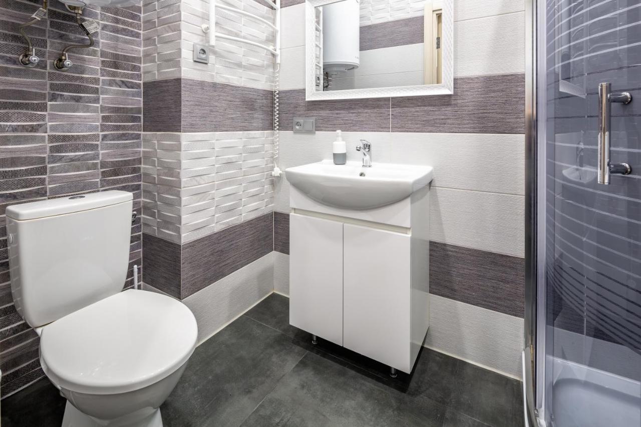 Apartment on Lesya Ukrainka Lviv Dış mekan fotoğraf